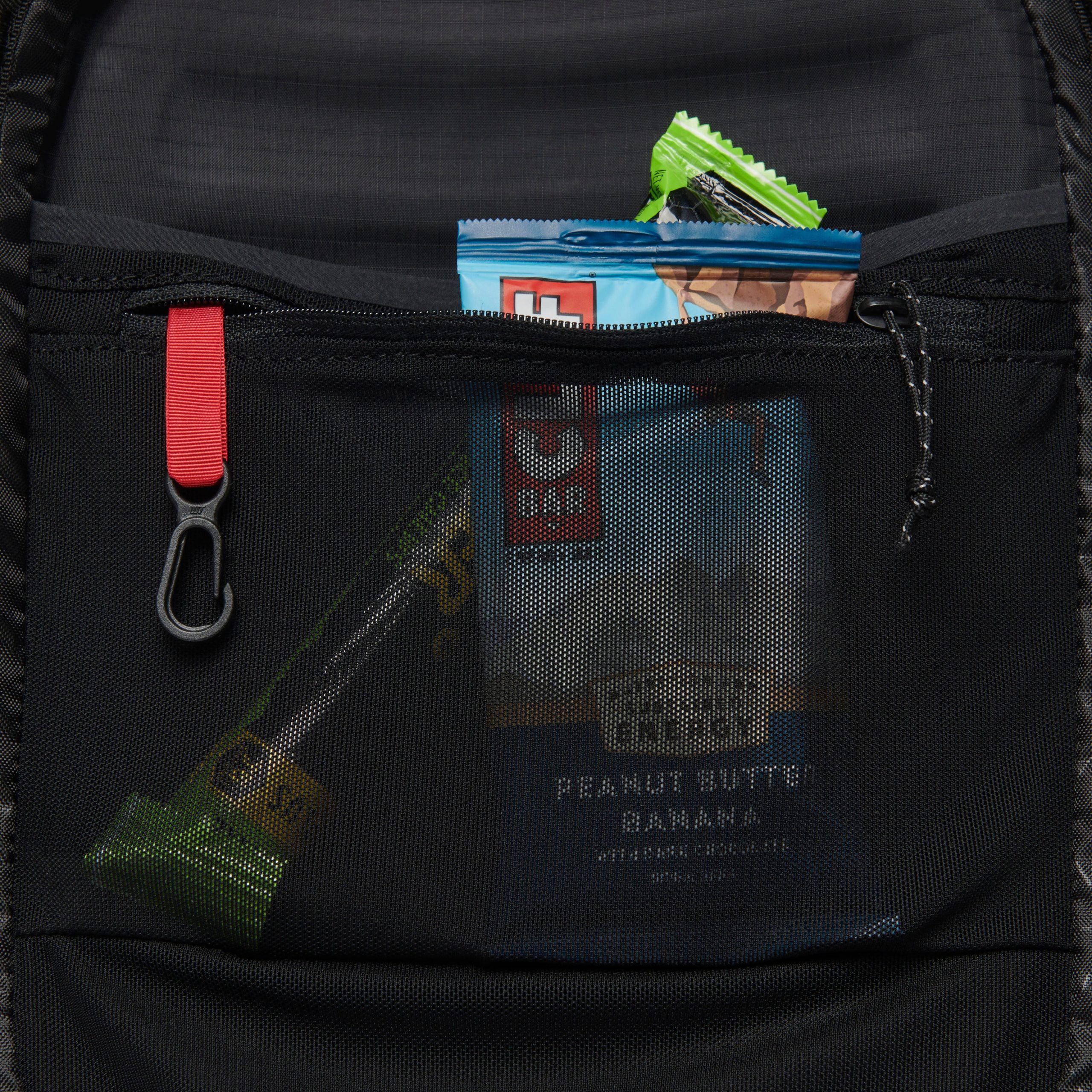 Women's Distance 15 Backpack - Past Season - Image 6