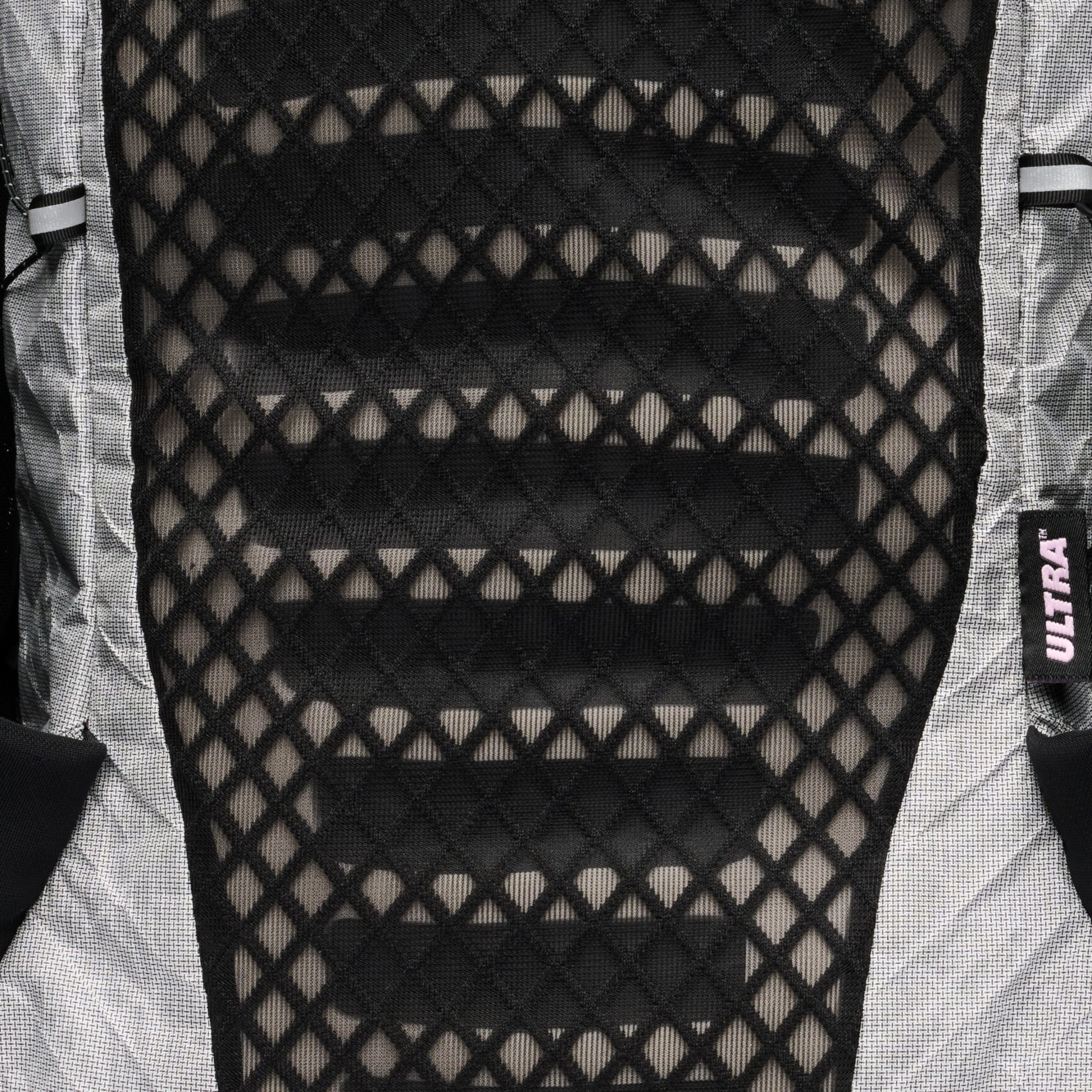 BD X norda Distance 15 Backpack - Image 10