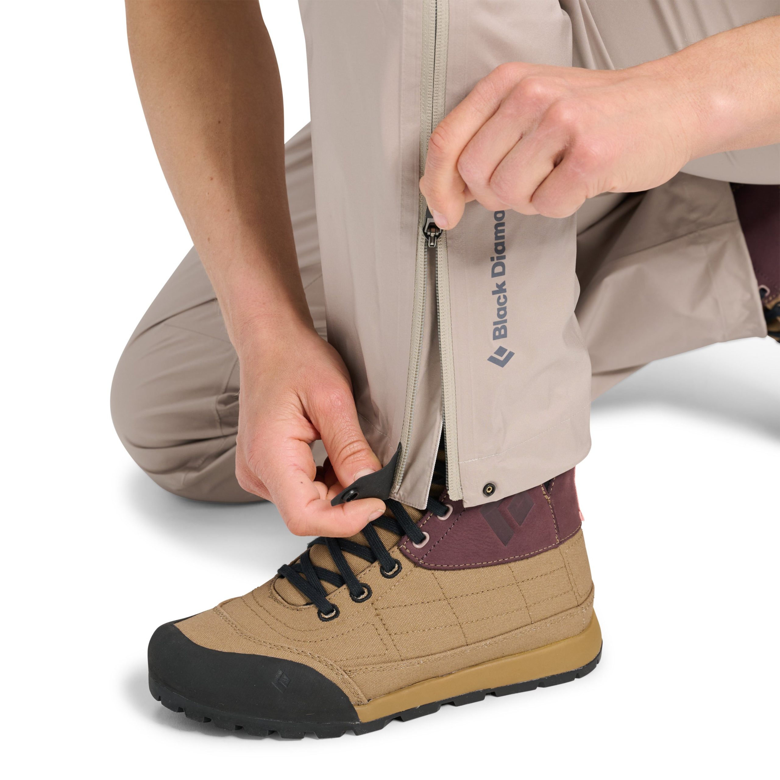 Women's Fineline Stretch Full Zip Pants - Past Season - Image 11
