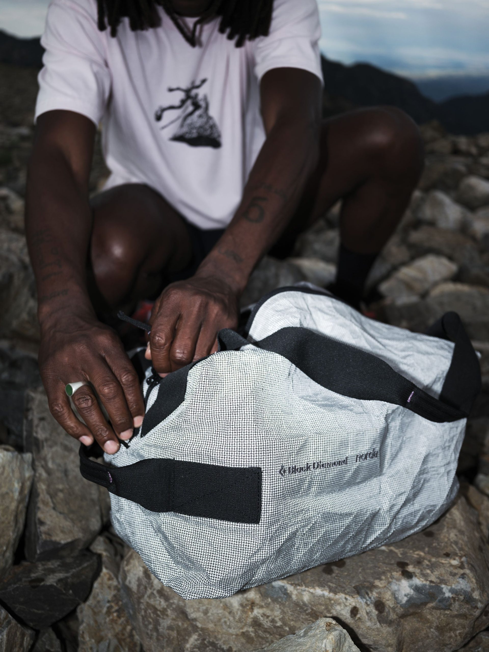BD X norda Mission 30 L Duffel - Image 18